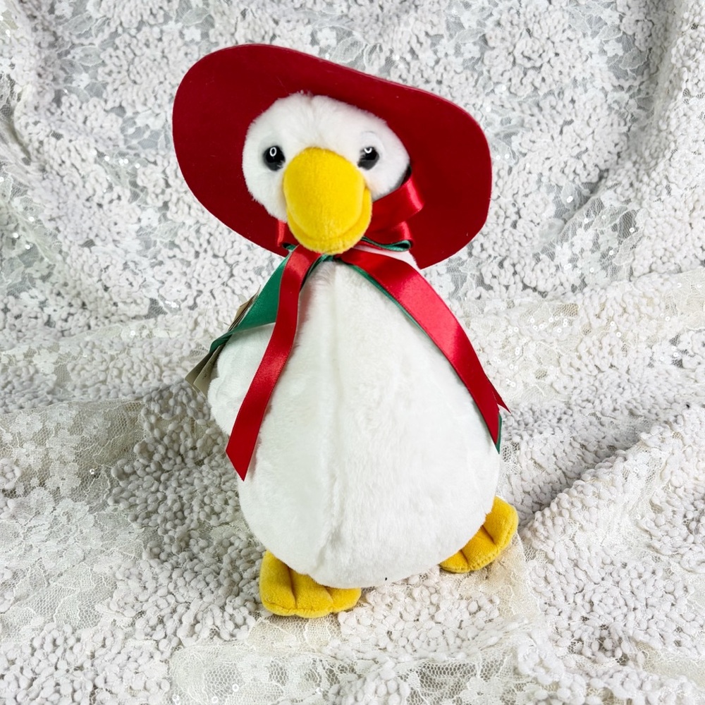Plush Creations Christmas Goose Holiday Gwen Goose Red Hat Bow's w/Tags Vintage
